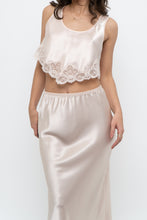 Load image into Gallery viewer, Vintage x Made in Canada x Light Pink Satin Lace Crop Tank (XS-M)