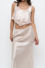 Load image into Gallery viewer, Vintage x Made in Canada x Light Pink Satin Lace Crop Tank (XS-M)