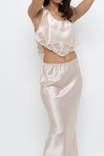Load image into Gallery viewer, Vintage x Made in Canada x Light Pink Satin Lace Crop Tank (XS-M)