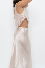 Load image into Gallery viewer, Vintage x Pale Pink Satin Stretchy Slip Skirt (XS-M)