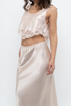 Load image into Gallery viewer, Vintage x Made in Canada x Light Pink Satin Lace Crop Tank (XS-M)