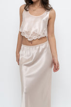 Load image into Gallery viewer, Vintage x Made in Canada x Light Pink Satin Lace Crop Tank (XS-M)