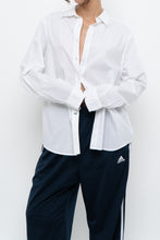Load image into Gallery viewer, Vintage x UNITED COLOURS OF BENETON White Cotton Buttonup (XS-L)