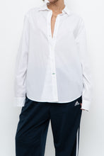 Load image into Gallery viewer, Vintage x UNITED COLOURS OF BENETON White Cotton Buttonup (XS-L)