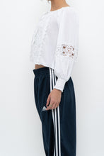 Load image into Gallery viewer, JENNIFER &amp; GRACE x White Cotton Embroidered Cropped Blouse (XS, S)