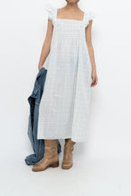 Load image into Gallery viewer, Vintage x Handmade White, Blue Floral Maxi Dress (M-XXL)