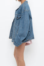 Load image into Gallery viewer, Vintage x Made in Canada x LEVI'S Midwash Denim Jacket (S-XL)