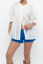 Load image into Gallery viewer, GAP x Made in India x White Cotton Blouse (S-L)