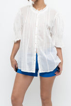Load image into Gallery viewer, GAP x Made in India x White Cotton Blouse (S-L)