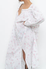 Load image into Gallery viewer, Vintage x EILEEN WEST White Floral Long Sleeve Cotton Maci (XS-M)