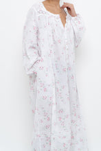 Load image into Gallery viewer, Vintage x EILEEN WEST White Floral Long Sleeve Cotton Maci (XS-M)