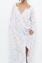 Load image into Gallery viewer, Vintage x EILEEN WEST White Floral Long Sleeve Cotton Maci (XS-M)