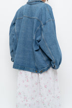 Load image into Gallery viewer, Vintage x Made in Canada x COTTON GINNY Denim Jacket (S-L)