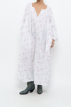 Load image into Gallery viewer, Vintage x EILEEN WEST White Floral Long Sleeve Cotton Maci (XS-M)