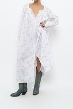 Load image into Gallery viewer, Vintage x EILEEN WEST White Floral Long Sleeve Cotton Maci (XS-M)
