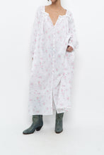 Load image into Gallery viewer, Vintage x EILEEN WEST White Floral Long Sleeve Cotton Maci (XS-M)