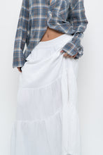 Load image into Gallery viewer, Vintage x CHAPS White Cotton Tiered Maxi Skirt (L, XL)