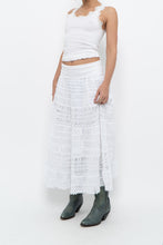 Load image into Gallery viewer, Vintage x Made in India x White Lace Maxi Skirt (XS, S)