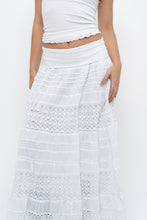 Load image into Gallery viewer, Vintage x Made in India x White Lace Maxi Skirt (XS, S)