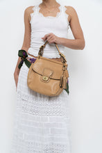Load image into Gallery viewer, Vintage x COACH Legacy Beige Butter Leather Purse