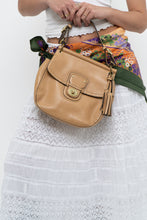 Load image into Gallery viewer, Vintage x COACH Legacy Beige Butter Leather Purse