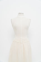 Load image into Gallery viewer, Vintage x RW &amp; CO Deadstock Cream Mesh Sleeveless Top (XS)