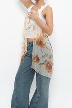 Load image into Gallery viewer, Vintage x Made in Italy x Sheer Rose Patterned Scarf