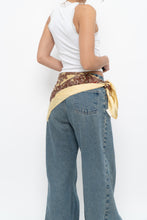 Load image into Gallery viewer, Vintage x Made in England x Butter Yellow Paisley Patterned Scarf