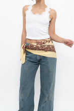 Load image into Gallery viewer, Vintage x Made in England x Butter Yellow Paisley Patterned Scarf