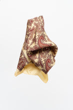 Load image into Gallery viewer, Vintage x Made in England x Butter Yellow Paisley Patterned Scarf