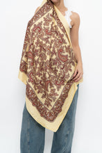 Load image into Gallery viewer, Vintage x Made in England x Butter Yellow Paisley Patterned Scarf