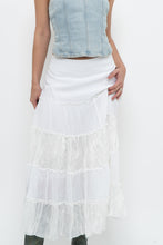 Load image into Gallery viewer, Vintage x White Tiered Maxi Skirt (M)