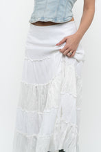 Load image into Gallery viewer, Vintage x White Tiered Maxi Skirt (M)