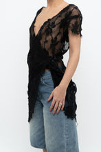 Load image into Gallery viewer, Vintage x Black Cotton Mesh Floral Blouse/Dress (S-L)