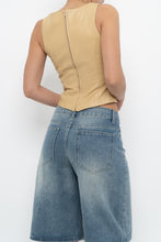 Load image into Gallery viewer, Vintage x Made in Canada x DANIER LEATHER Beige Leather Tank (XS)