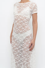 Load image into Gallery viewer, Vintage x White Lace Lowback Sheer Maxi Dress (M)