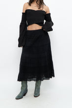 Load image into Gallery viewer, Vintage x Made in india x Black Tiered Cotton Maxi Skirt (L)