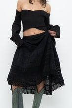 Load image into Gallery viewer, Vintage x Made in india x Black Tiered Cotton Maxi Skirt (L)