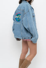 Load image into Gallery viewer, Vintage x HARD ROCK LA JOLLA Deadstock Denim Jacket (S-XL)