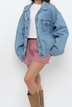 Load image into Gallery viewer, Vintage x HARD ROCK LA JOLLA Deadstock Denim Jacket (S-XL)