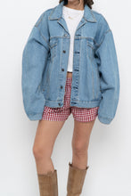 Load image into Gallery viewer, Vintage x HARD ROCK LA JOLLA Deadstock Denim Jacket (S-XL)