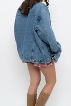 Load image into Gallery viewer, Vintage x Made in Pakistan x Midwash Blue Denim Jacket (S-L)