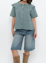 Load image into Gallery viewer, Modern x KEITTO Teal Cotton Collared Buttonup (S-L)
