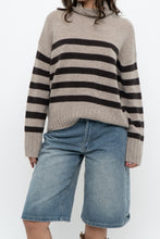 Load image into Gallery viewer, BANANA REPUBLIC x Brown Striped Cashmere Turtleneck (XS-M)