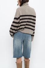 Load image into Gallery viewer, BANANA REPUBLIC x Brown Striped Cashmere Turtleneck (XS-M)