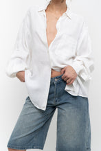 Load image into Gallery viewer, Vintage x Made in Ukraine x White Linen Buttonup (XS-M)