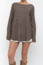 Load image into Gallery viewer, Vintage x Brown, White Striped Cotton Knit Long Sleeve (XS-M)