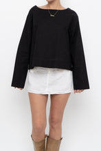 Load image into Gallery viewer, Modern x Black Long Sleeve Linen Top (XS-M)