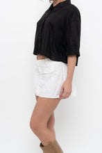 Load image into Gallery viewer, H&amp;M x Black Cropped Linen Buttonup (XS-M)