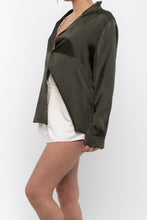 Load image into Gallery viewer, Vintage x JIGSAW Dark Green Silk Blouse (XS-M)